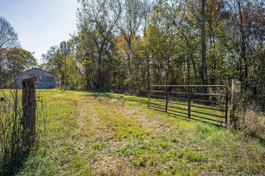 1749 Haydenburg Rd, Whitleyville, TN 38588 - Image #3
