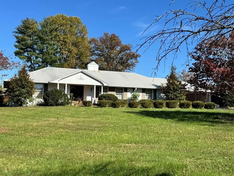 1460 Barnes Dr, Cookeville, TN 38501 - Image #2