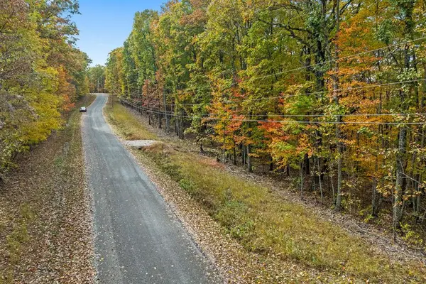 461 E Cove Road, MONTEREY, TN 38574