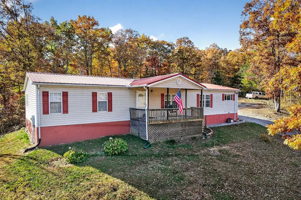 7578 East Fork Ln, Crawford, TN 38554 - Image #1