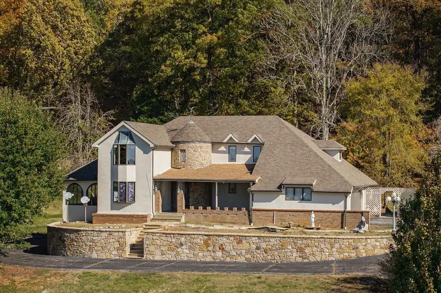3300 Roberts Matthews Hwy, Sparta, TN 38583 - #2