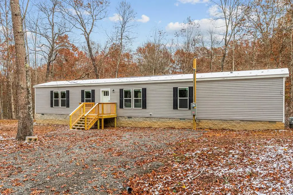 420 Chippewa Dr, Crossville, TN 38572 - Image #1