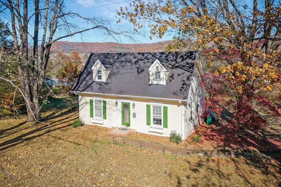 816 Peach Dr., Livingston, TN 38570 - Image #2