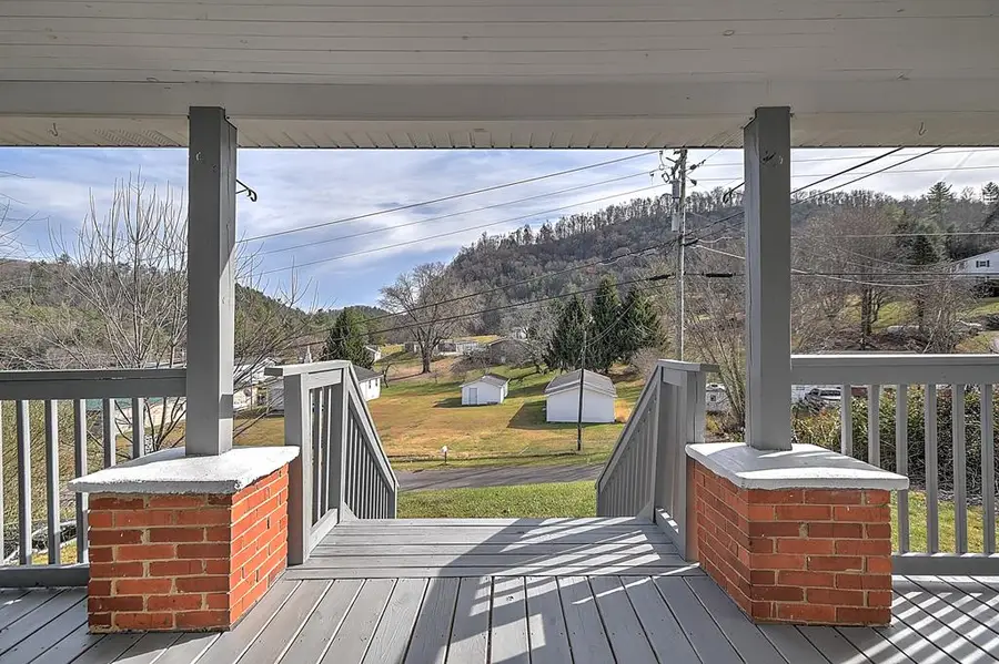 250 Piercetown Rd, Butler, TN 37640 - Image #3