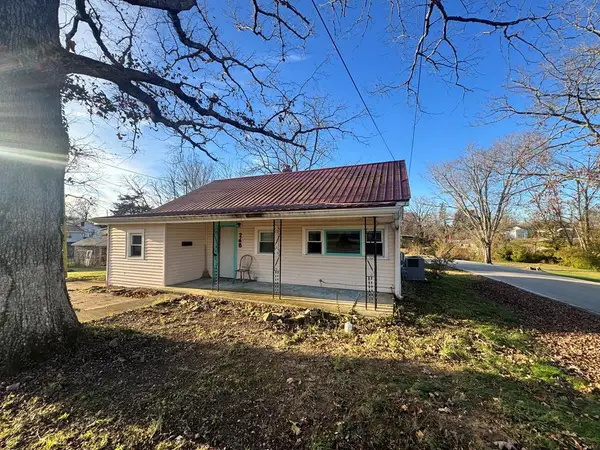 248 North Street, CROSSVILLE, TN 38555