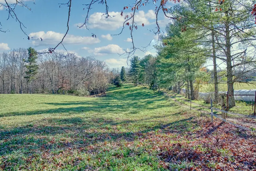 2730 Muddy Pond Road, Monterey, TN 38574 - Image #2