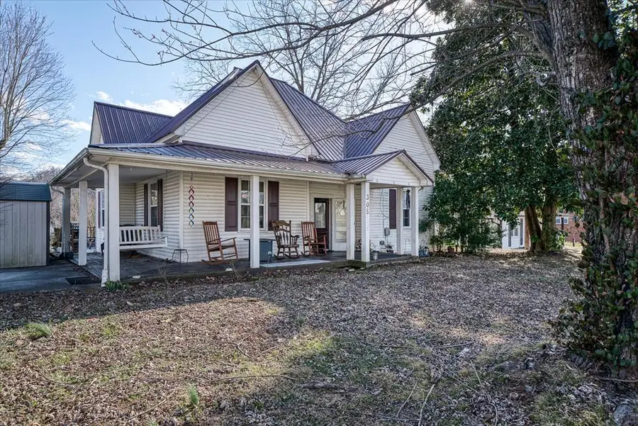 305 E University Street, Livingston, TN 38570 - Image #2