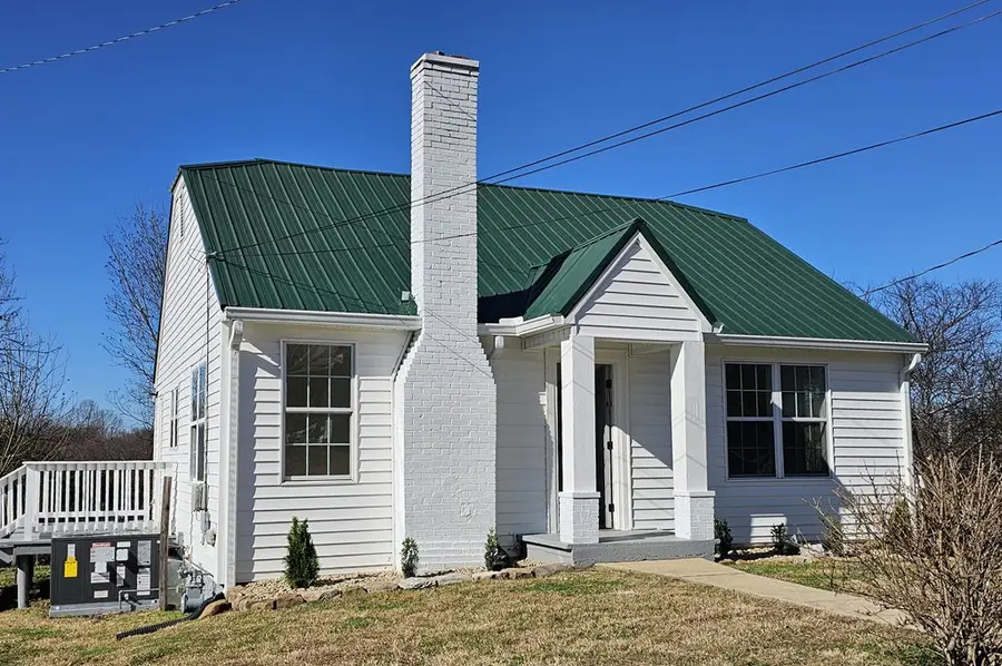 115 Baker St, Sparta, TN 38583 - Image #2