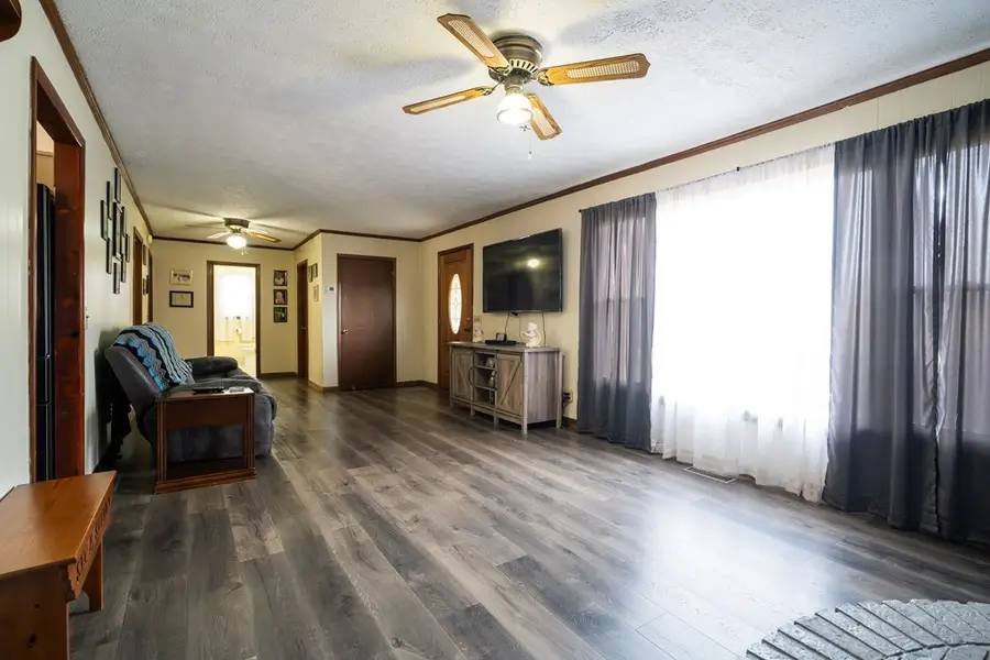 408 Shady Oaks Dr, Spencer, TN 38585 - #2