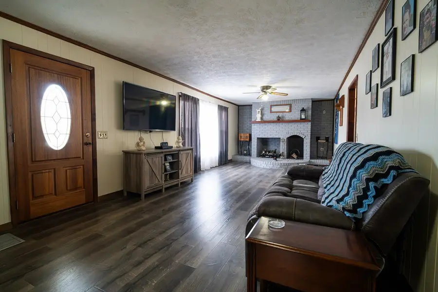 408 Shady Oaks Dr, Spencer, TN 38585 - #3