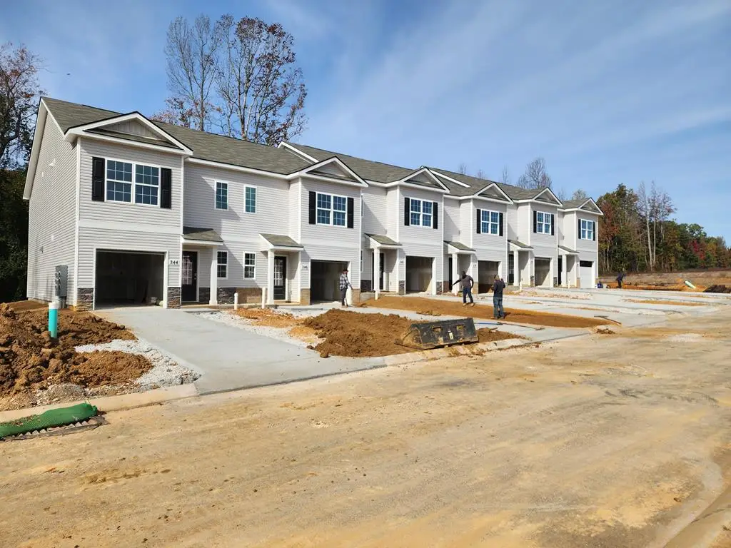 254 Dale Mires Lane, Baxter, TN 38544 - Image #1