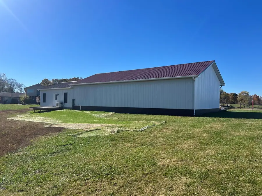 228 Thompson Circle, Byrdstown, TN 38549 - Image #3