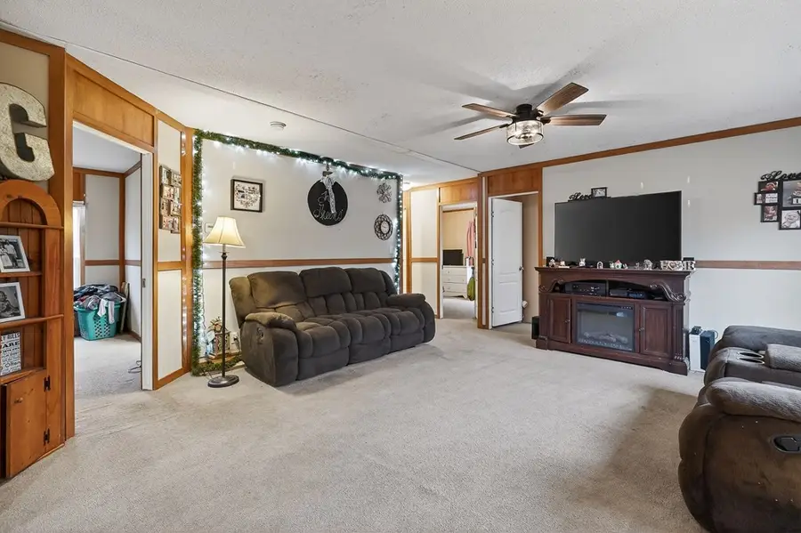 582 Doug Luna Rd, Walling, TN 38587 - Image #3