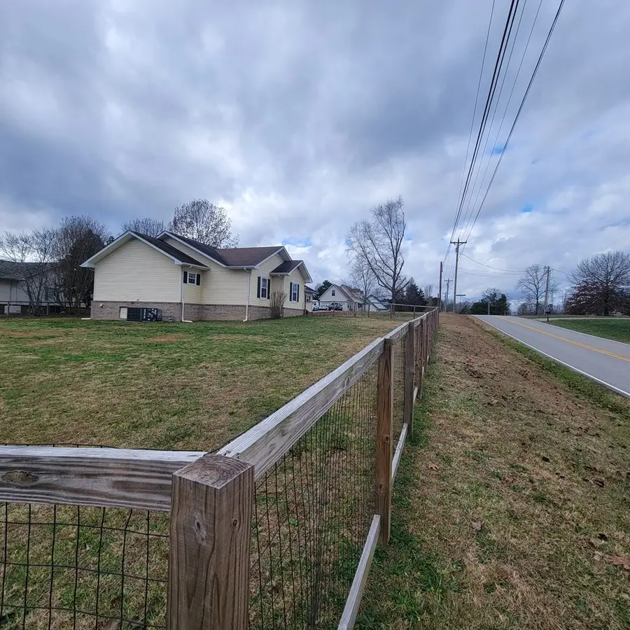 2804 Paran Pointe Dr, Cookeville, TN 38506 - Image #2