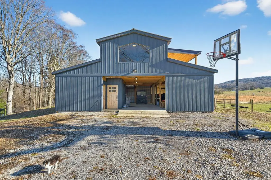 8225 Red Hill Rd, Pall Mall, TN 38577 - #1