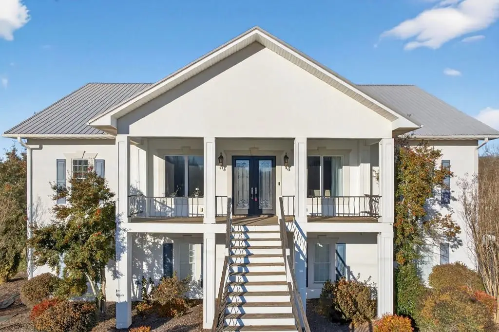 77 River Front Dr, Sparta, TN 38583 - #1