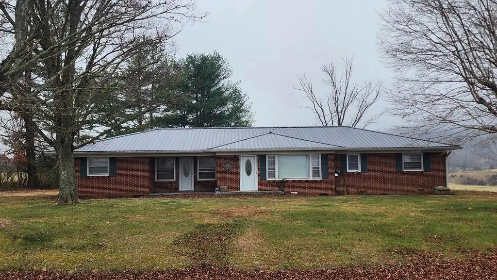 1860 Moodyville Rd, Byrdstown, TN 38549 - Image #1