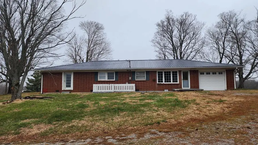 1860 Moodyville Rd, Byrdstown, TN 38549 - Image #2