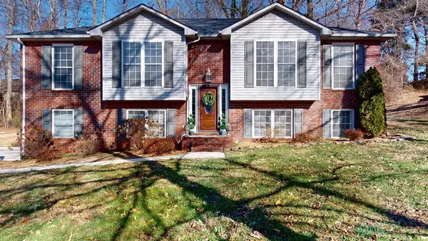 1920 Bay View Dr, COOKEVILLE, TN 38506