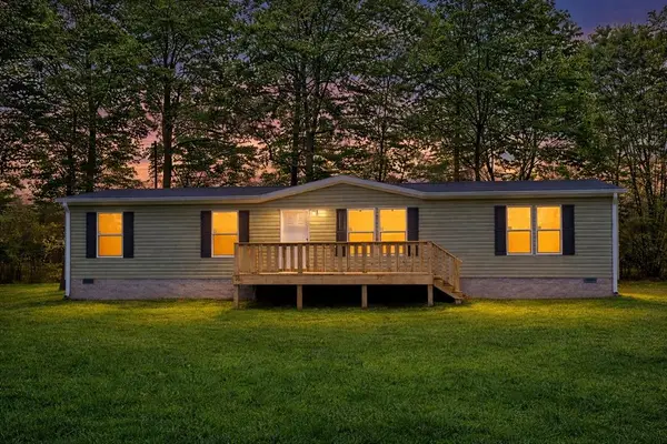 665 Camp Belle Air Rd, SPARTA, TN 38563