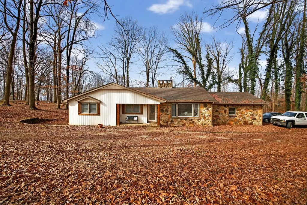 167 Seminole Ln, Sparta, TN 38583 - Image #1