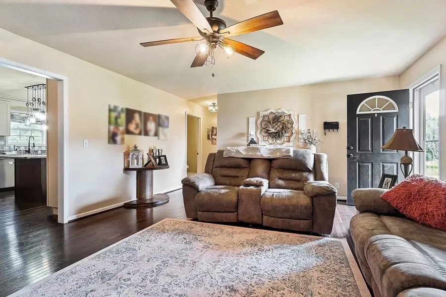 711 Everville Drive, Livingston, TN 38570 - #3