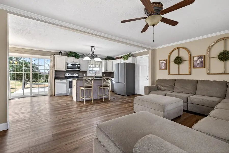 11640 Cookeville Boat Dock Road, Baxter, TN 38544 - Image #2