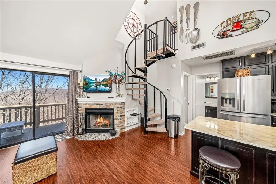 391 Moy Toy Rd Unit 206, Crab Orchard, TN 37723 - Image #2