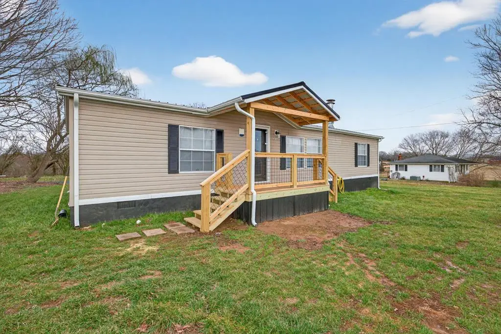 4266 Burgess Falls Rd, Sparta, TN 38583 - #1