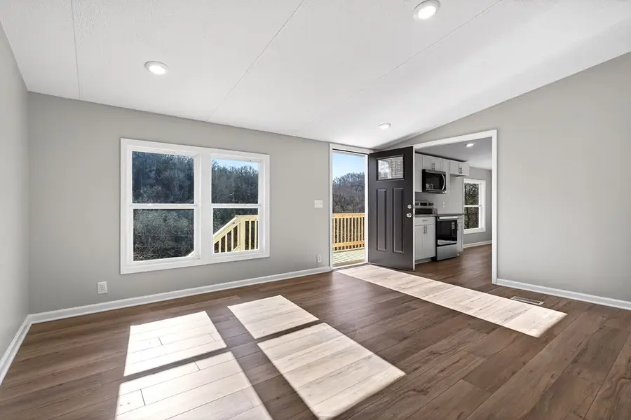 593 Cedar Bend Rd, Beechgrove, TN 37018 - #3