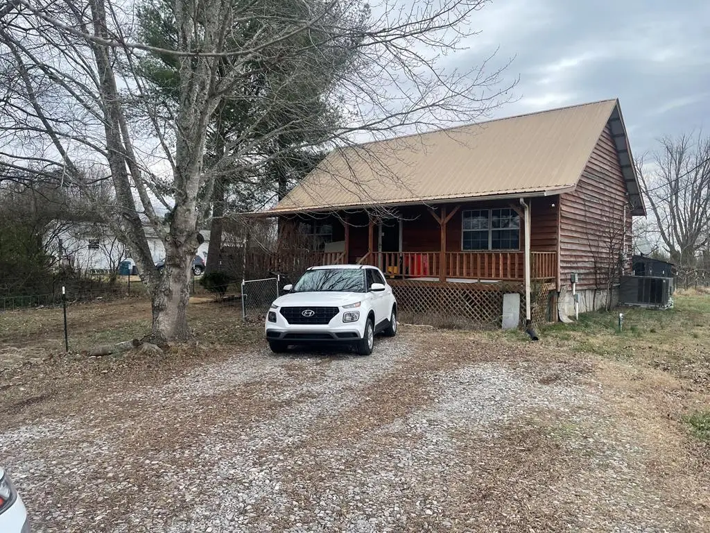 531 1st Ave N, Baxter, TN 38544 - Image #1