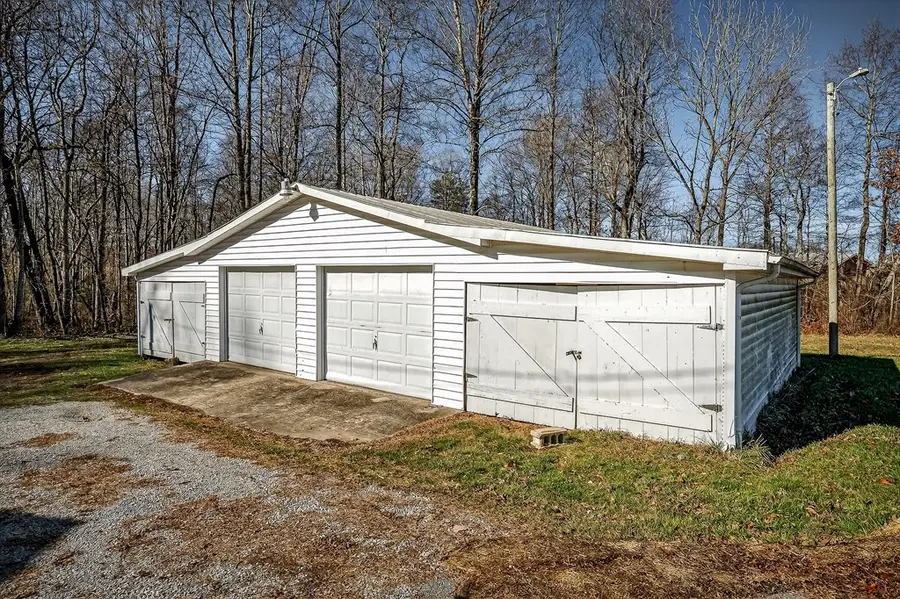 6940 S. York Hwy, Clarkrange, TN 38553 - #2