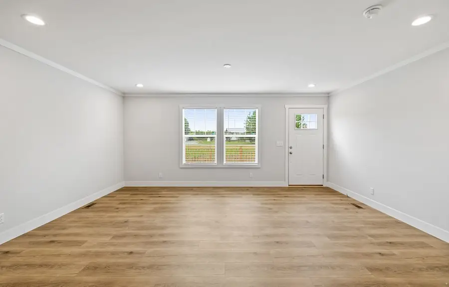 181 Pomona Court, Crossville, TN 38571 - Image #2