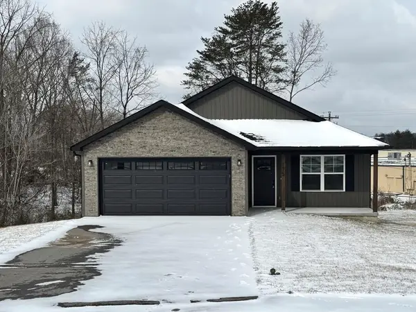 175 Sky View Meadow Drive, CROSSVILLE, TN 38555