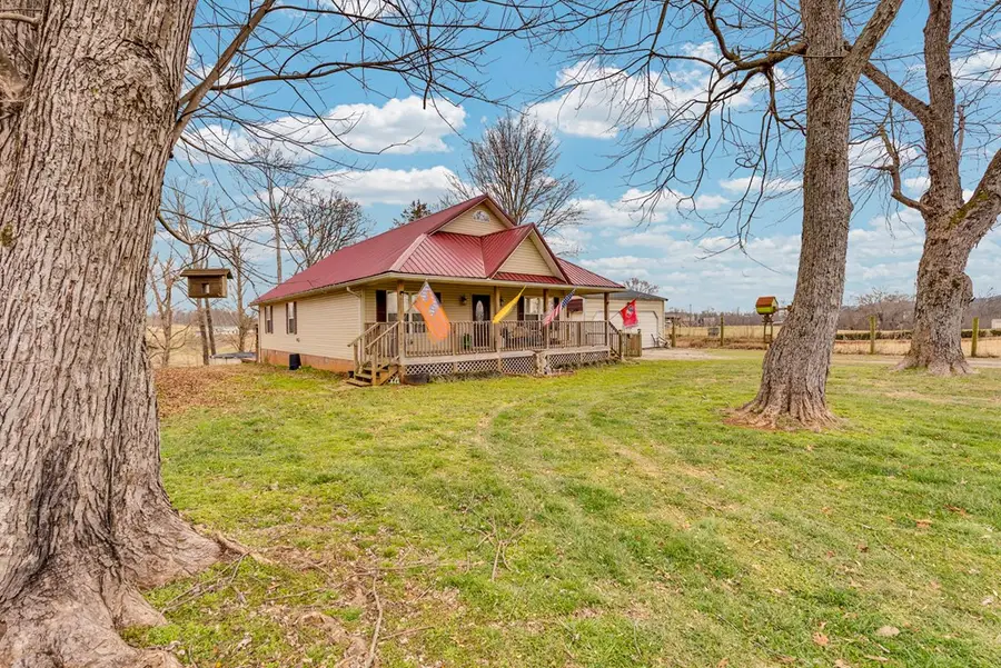 590 Franks Ferry Rd, Sparta, TN 38583 - #3