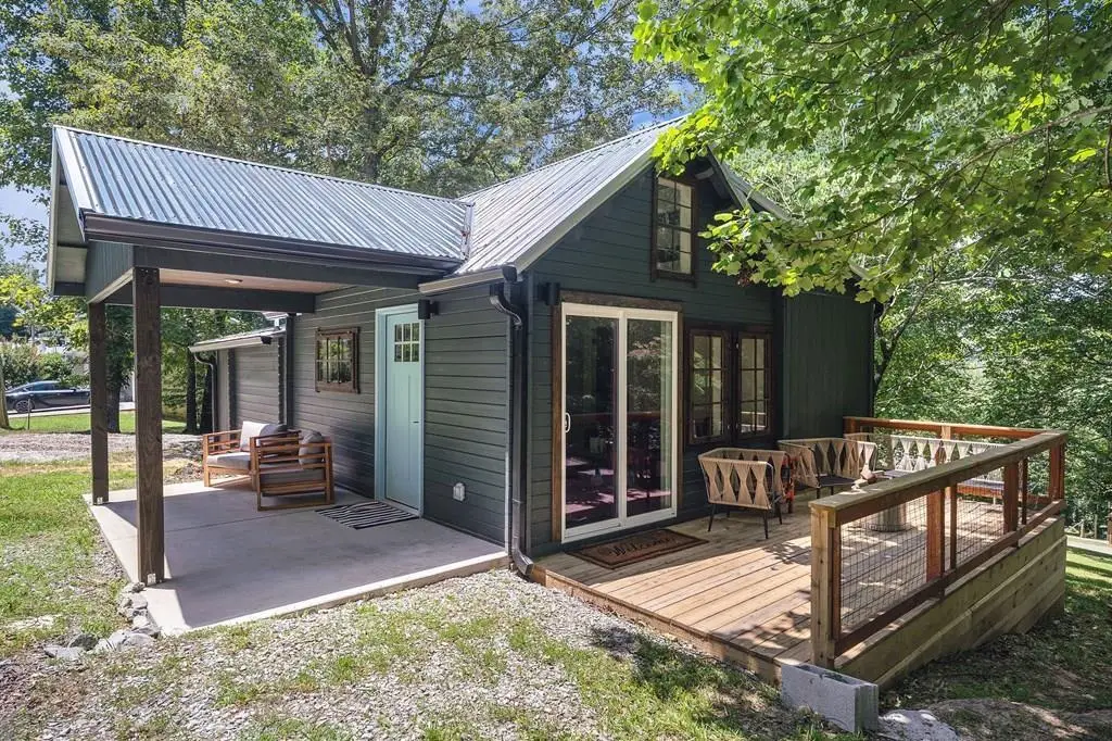 122 Abby Ln, Byrdstown, TN 38549 - #1