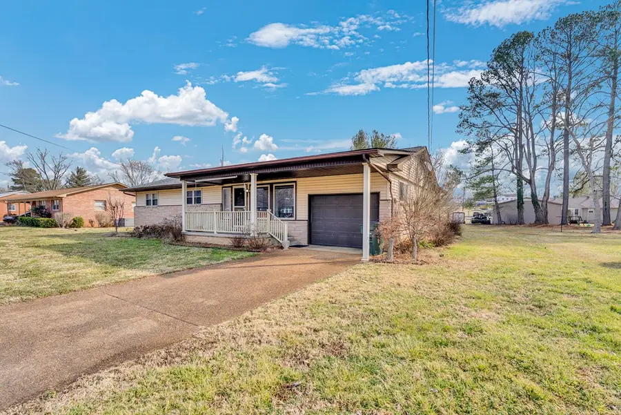 204 Allen Dr., Sparta, TN 38583 - #2