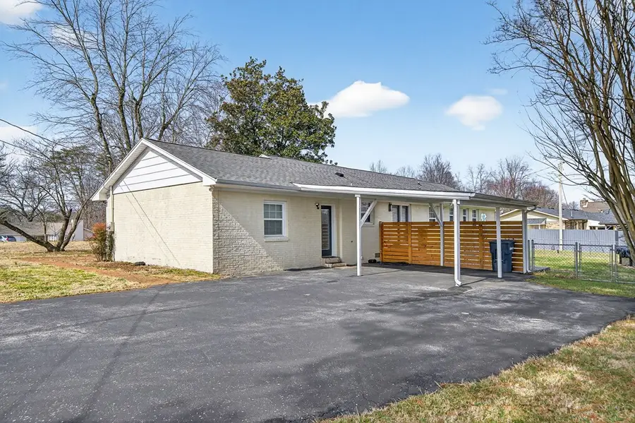 772 West Oak Dr, Cookeville, TN 38501 - #3