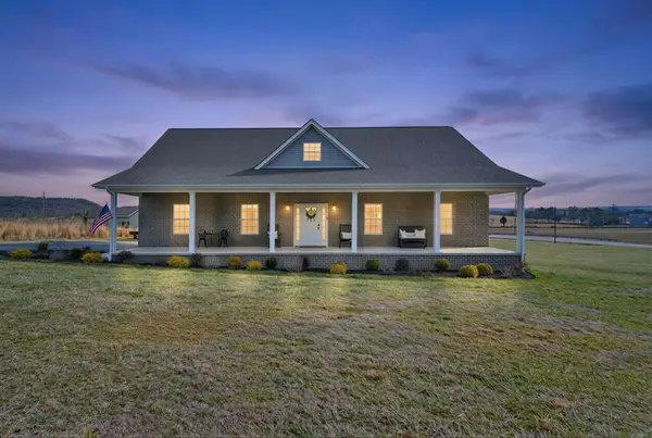 120 Daylily Dr, SPARTA, TN 38583