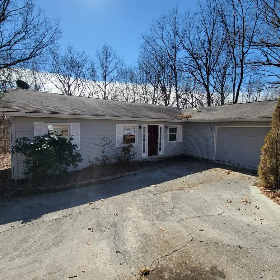 318 Lakeview Dr, Fairfield Glade, TN 38558 - #3