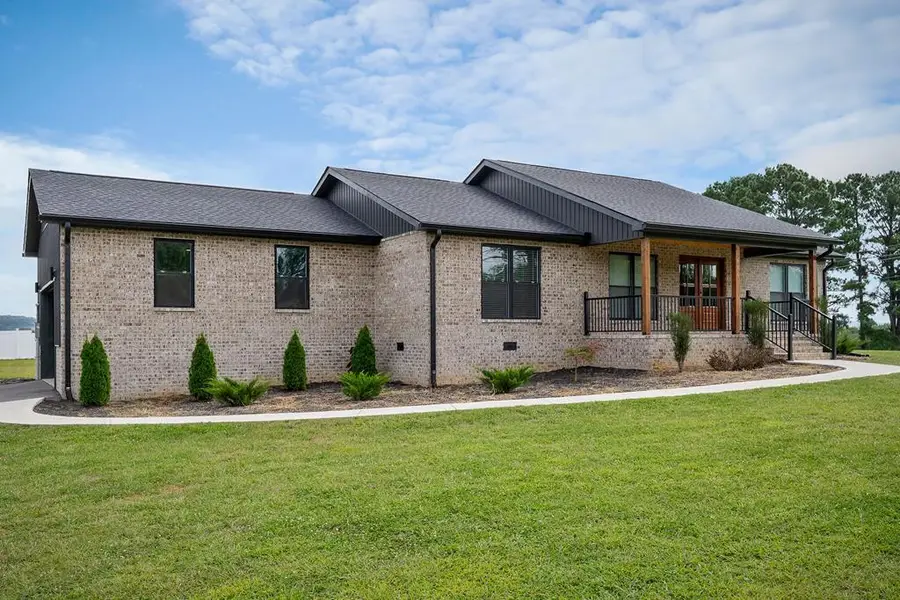 936 North Spring St., Sparta, TN 38583 - #2