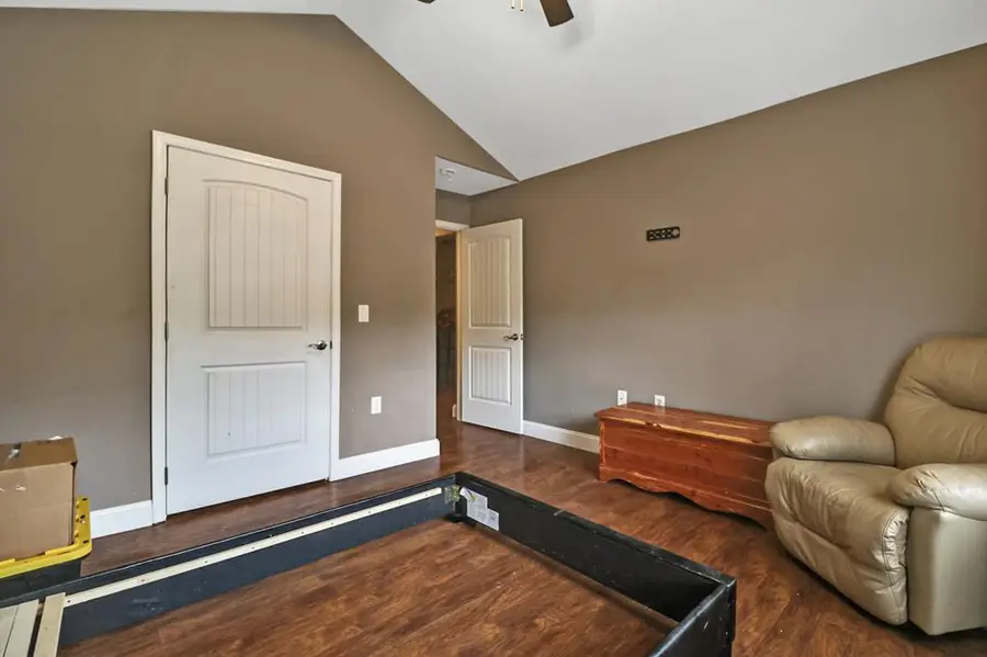 803 SE Spruce Loop, Crossville, TN 38555 - #3