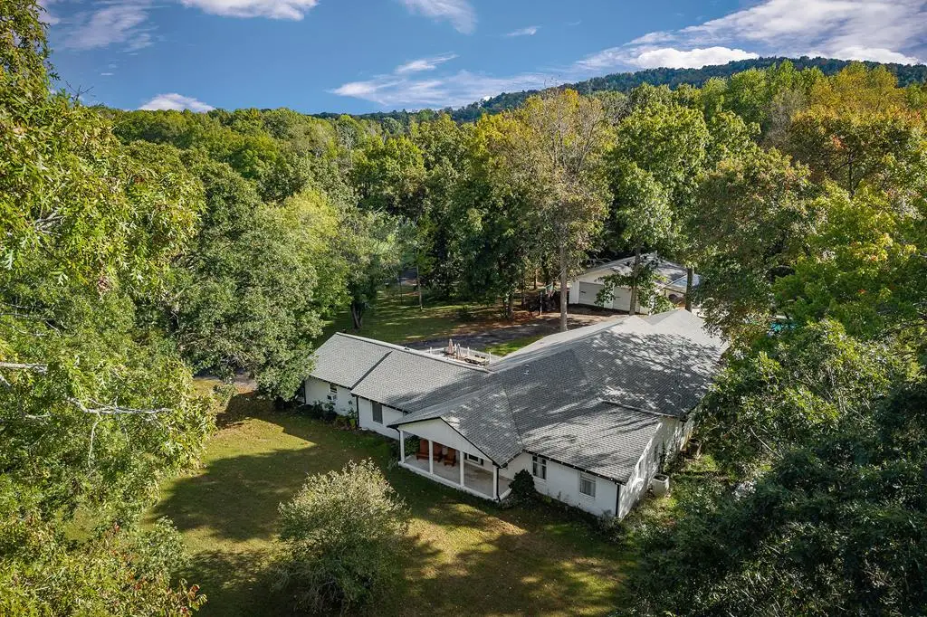 5594 Poston Ln, Cookeville, TN 38506 - #1