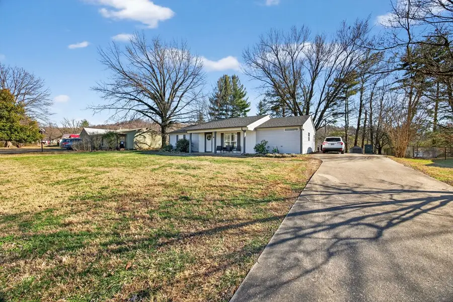 3547 Shannon Village Rd, Cookeville, TN 38506 - #3