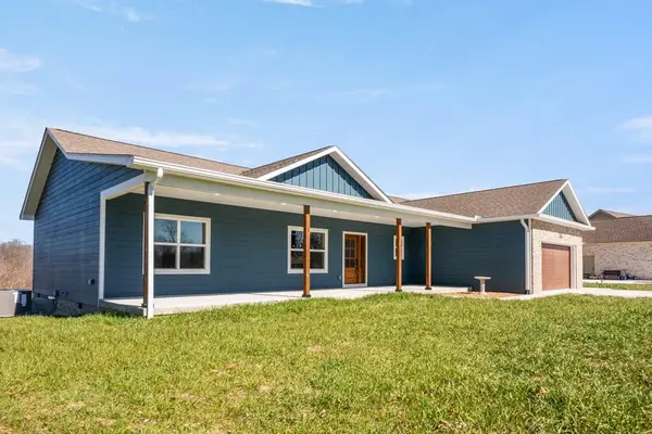 9345 Fox Hill Rd, Baxter, TN 38544