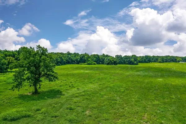 Lot 5 Country Club Rd, SPARTA, TN 38583