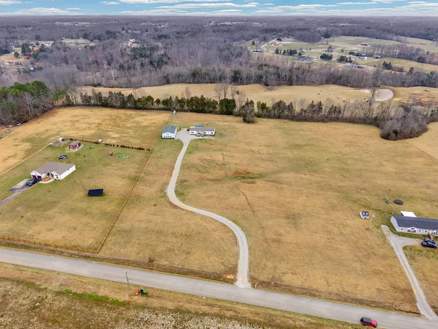 298 Pollard Rd, Walling, TN 38587 - #3