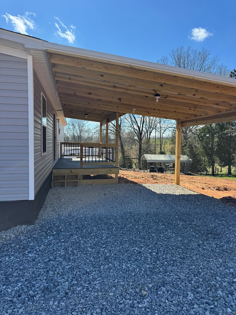 412 Lake Drive, Albany, KY 42602 - #2