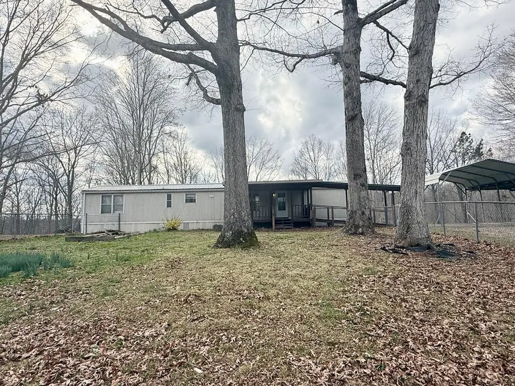 2191 Seven Knobs Rd, Gainesboro, TN 38562-5527 - #1