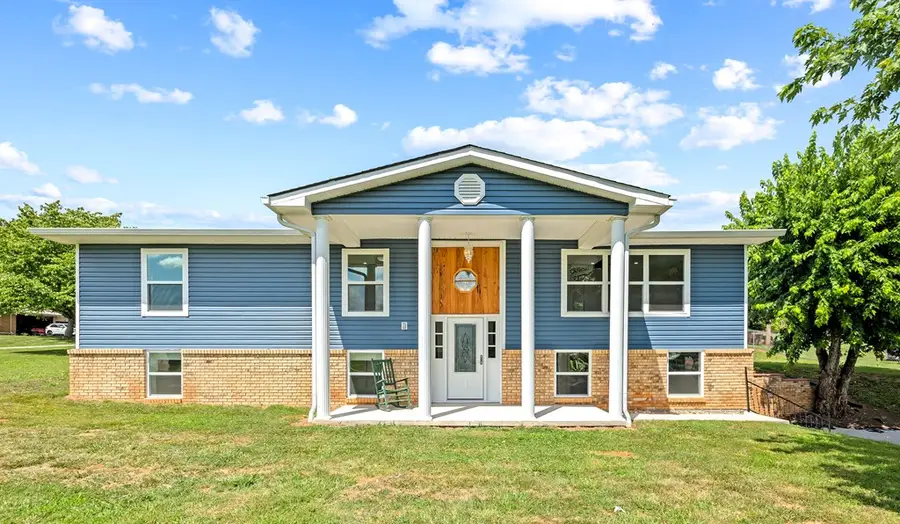 1300 Lakeview Road, Livingston, TN 38570 - #2